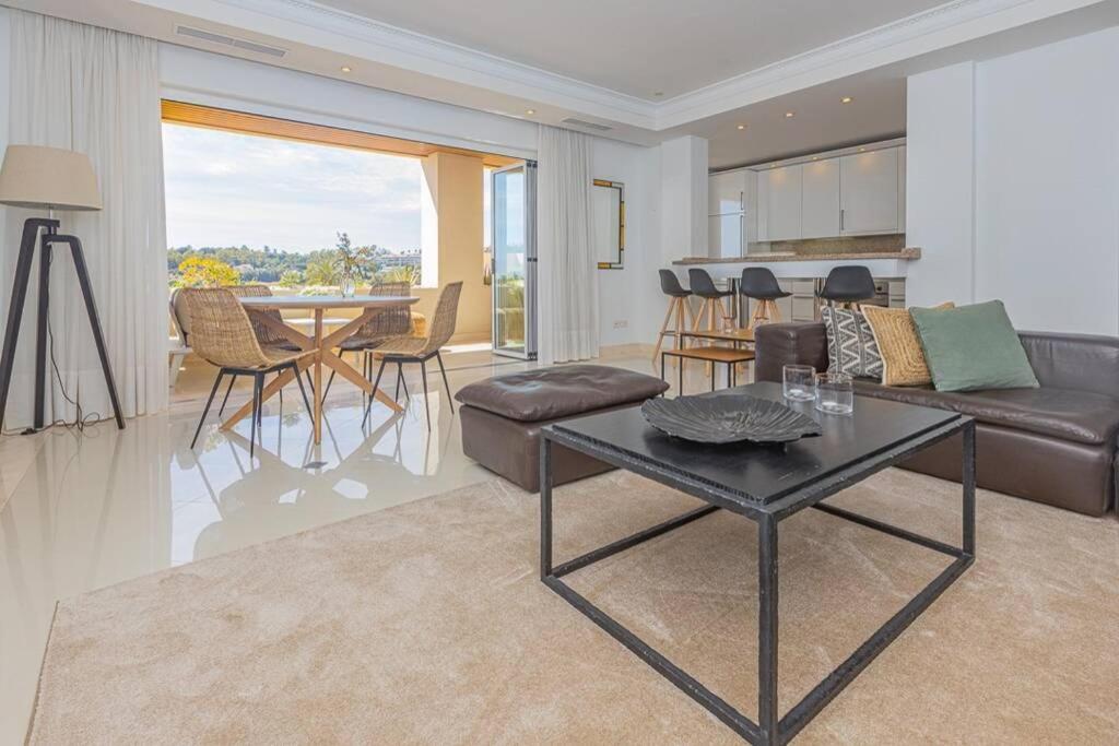 Lägenhet Luxe Del Golf - Brisas Marbella